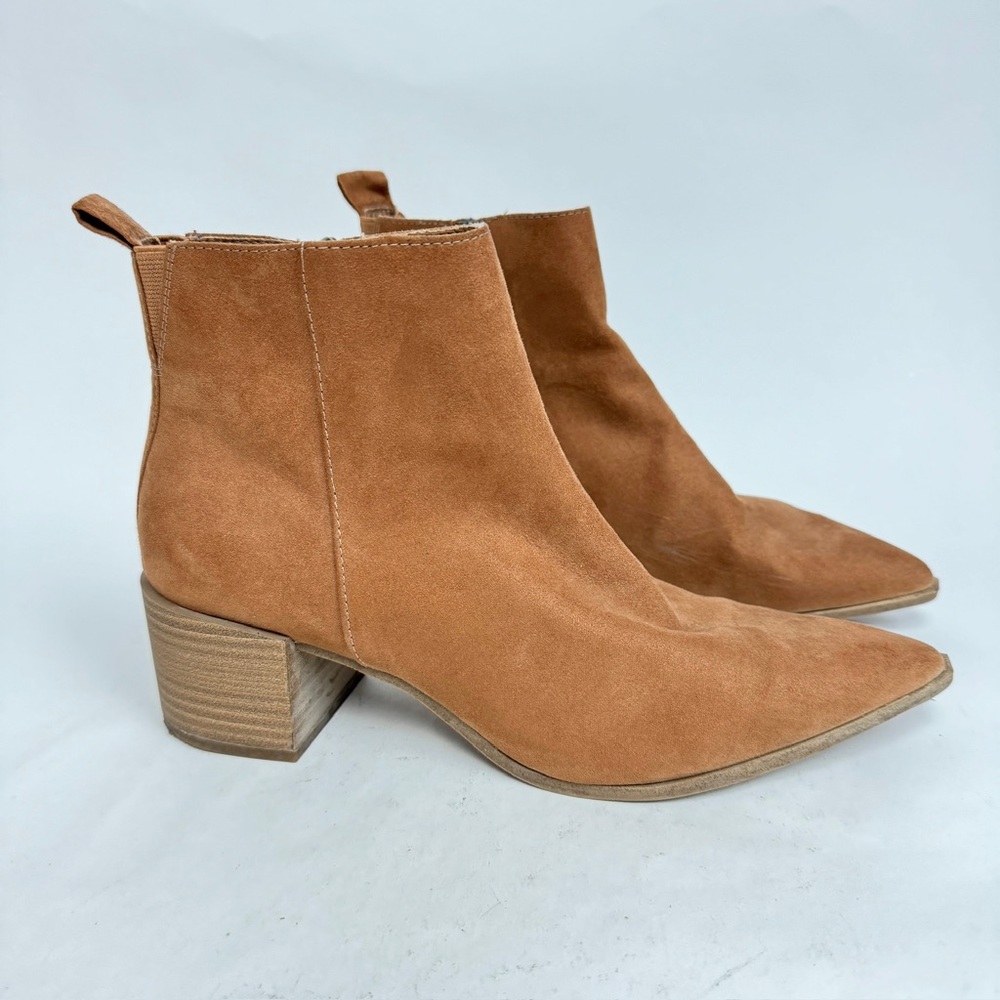 Universal Thread Tan Ankle Boots